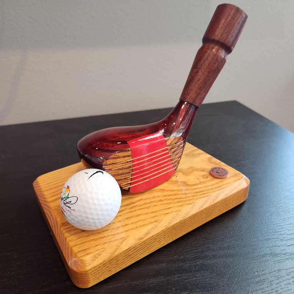 Arnold Pamer Golf Club and ball Pen Holder Plaque for Office or home